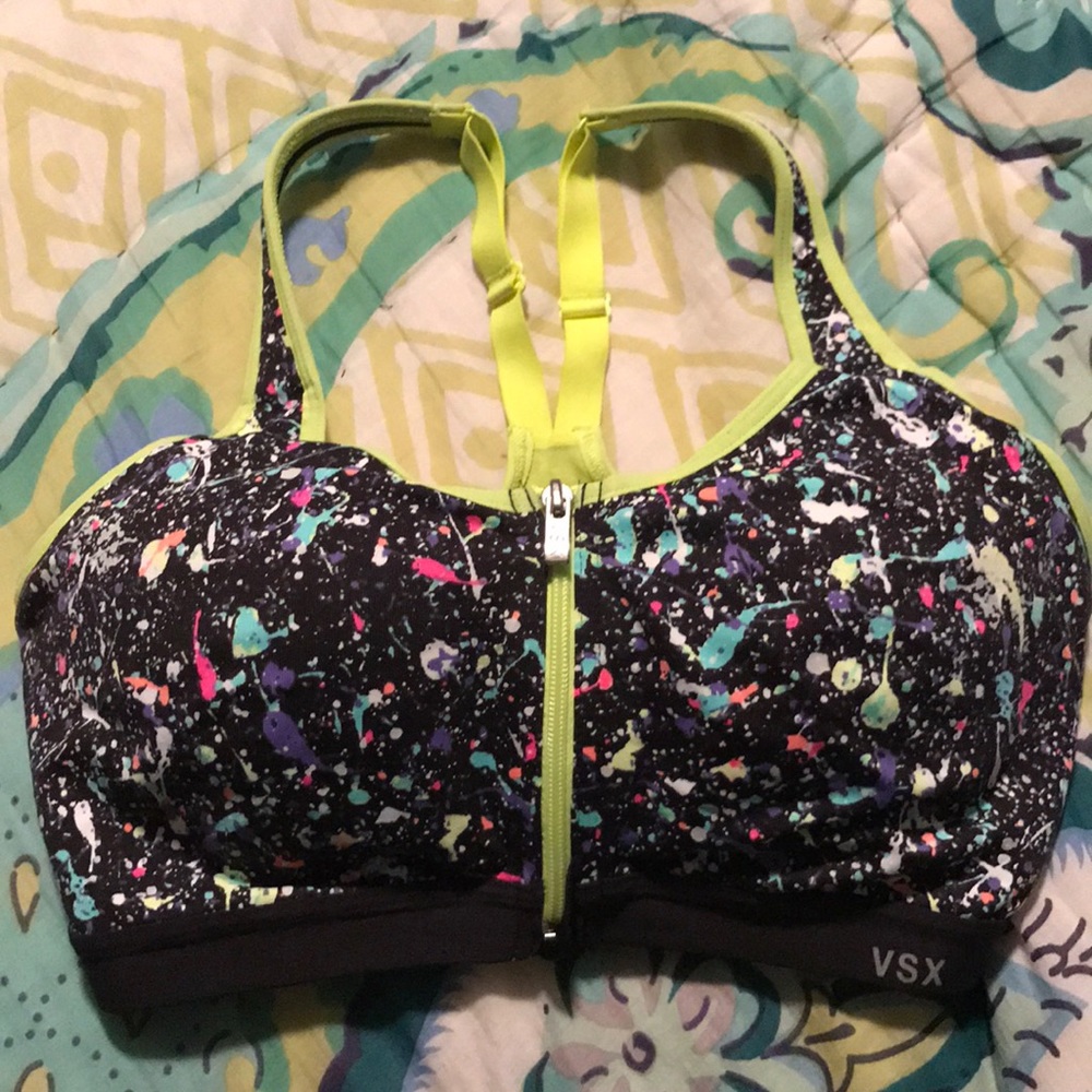 Victoria’s Secret sports bra 32D